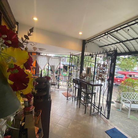 โฮม์อินเชียงใหม่ Apartment Bagian luar foto